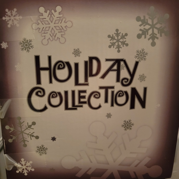 Scentsy Snowman Warmer with Blue and Green Scarf RETIRED - Picture 7 of 7